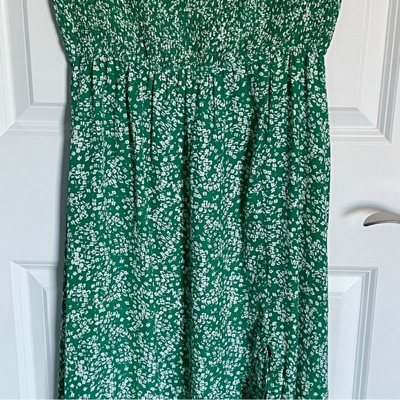 Lulus smocked floral maxi Dress green white 35447 - Picture 9 of 13
